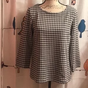 TALBOTS TIMELESS BLACK & WHITE HOUNDSTOOTH TOP SIZE MEDIUM